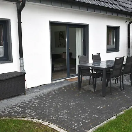 Haus Steilufer Ferienwohnung Nr 02 Apartman Lübeck
